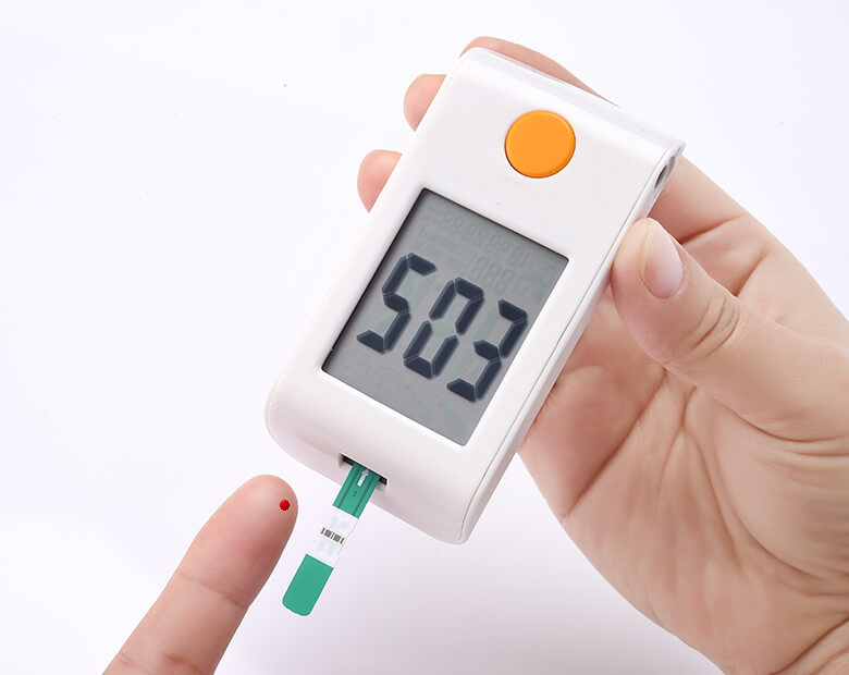 GLM-73-Blood-Glucose-Meter-main-3